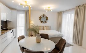 Studio Vivo Residence